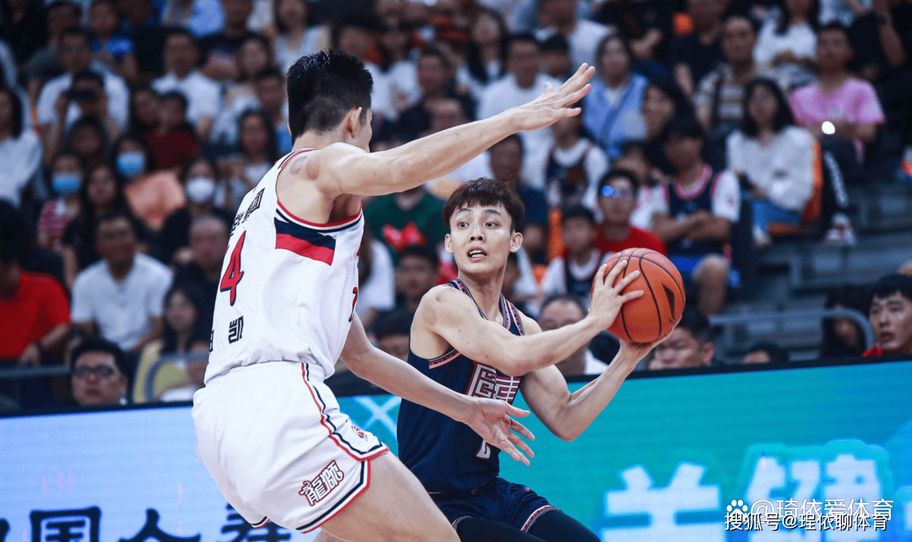 开云-包含武汉三镇发布备战花絮,赛前回应争议,CBA季后赛任务艰巨,轮换策略成焦点的词条