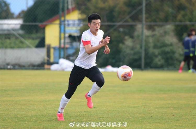 MK体育官网-国际比赛日体能课后;成都蓉城强势反弹备战NBA常规赛;赛场秩序良好;纪律约束更严格的简单介绍