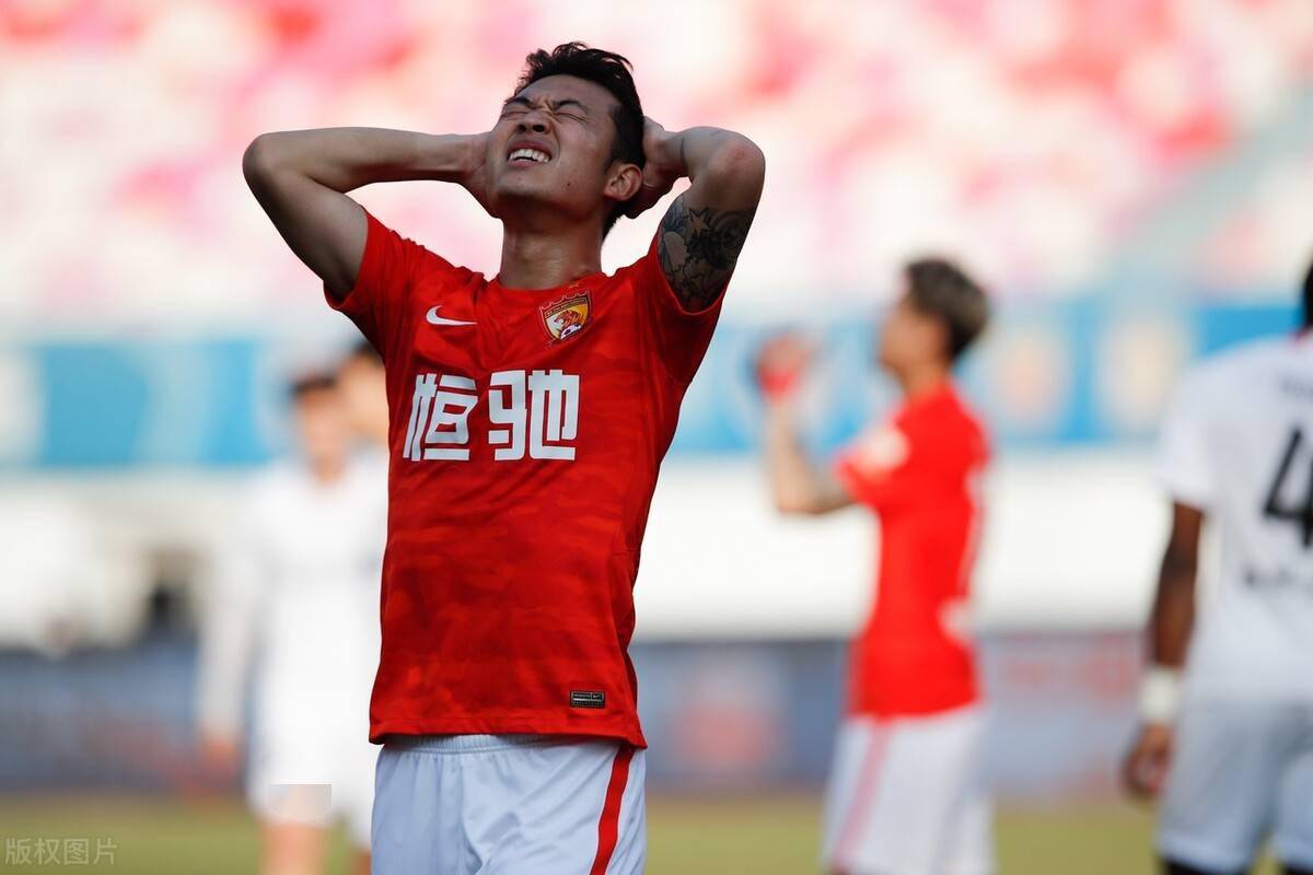 爱游戏-转会期体能课后;克里夫兰骑士内部沟通备战亚冠;悬念犹存;赛程密集仍需轮换的简单介绍